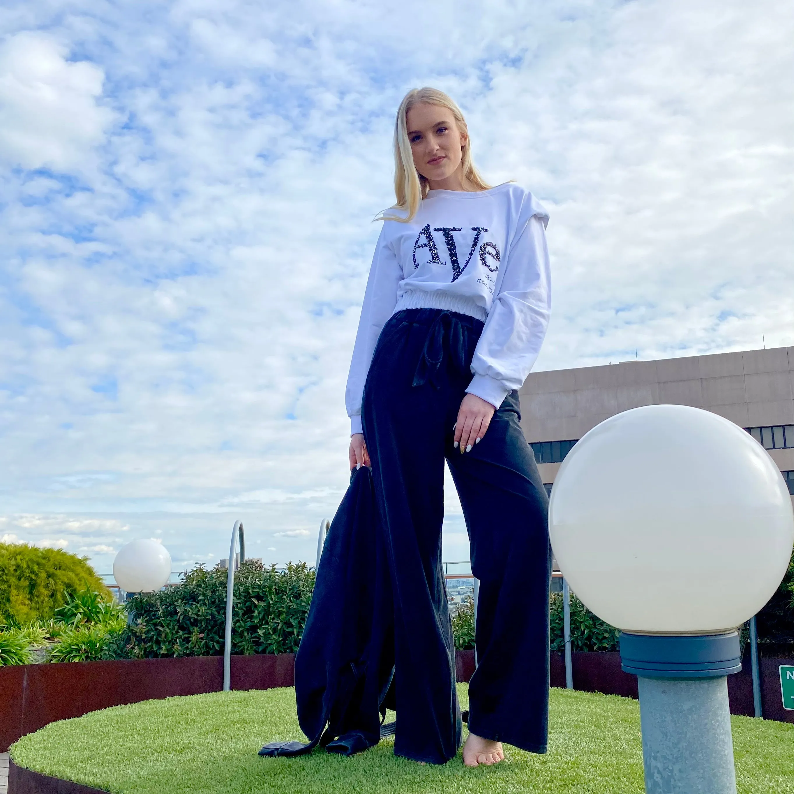 Teddy Distressed Wide Legged Pant