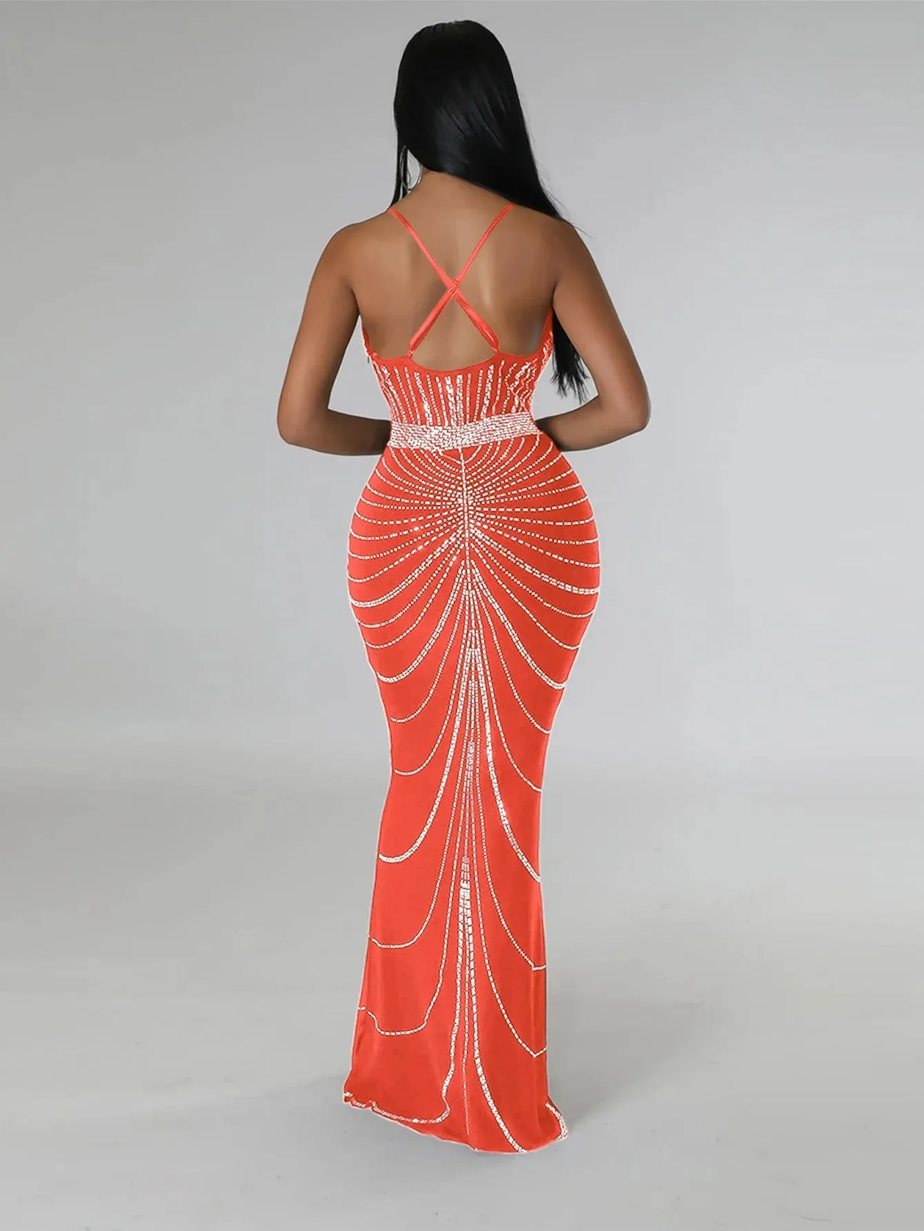 Women's Evening Long Sequin Hot Diamond  Strap Leaky Back Mermaid Formal  Elegant And Luxurious Dress.